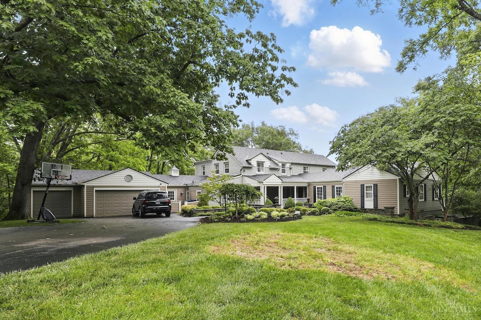 8700 Hopewell Rd, Cincinnati, OH 45242 - photo 1