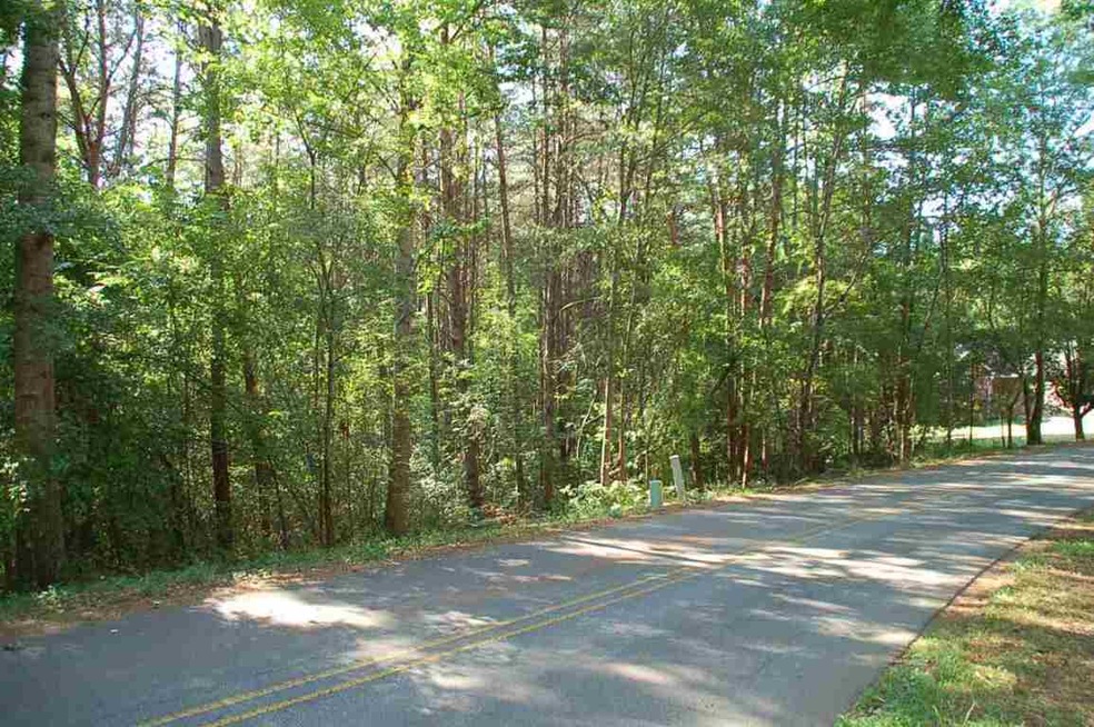 157 Honeywood Dr, West Union, SC 29696 - photo 1