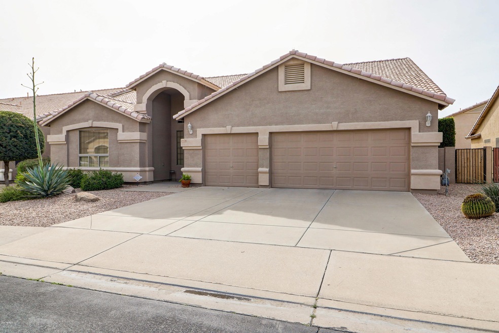 2538 S Revolta, Mesa, AZ 85209 - photo 1