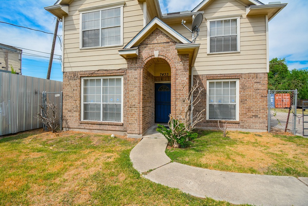 7433 Maxroy St, Houston, TX 77088 - photo 1