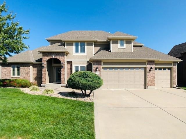 1716 SW Napa Valley Dr, Lees Summit, MO 64082 - photo 1