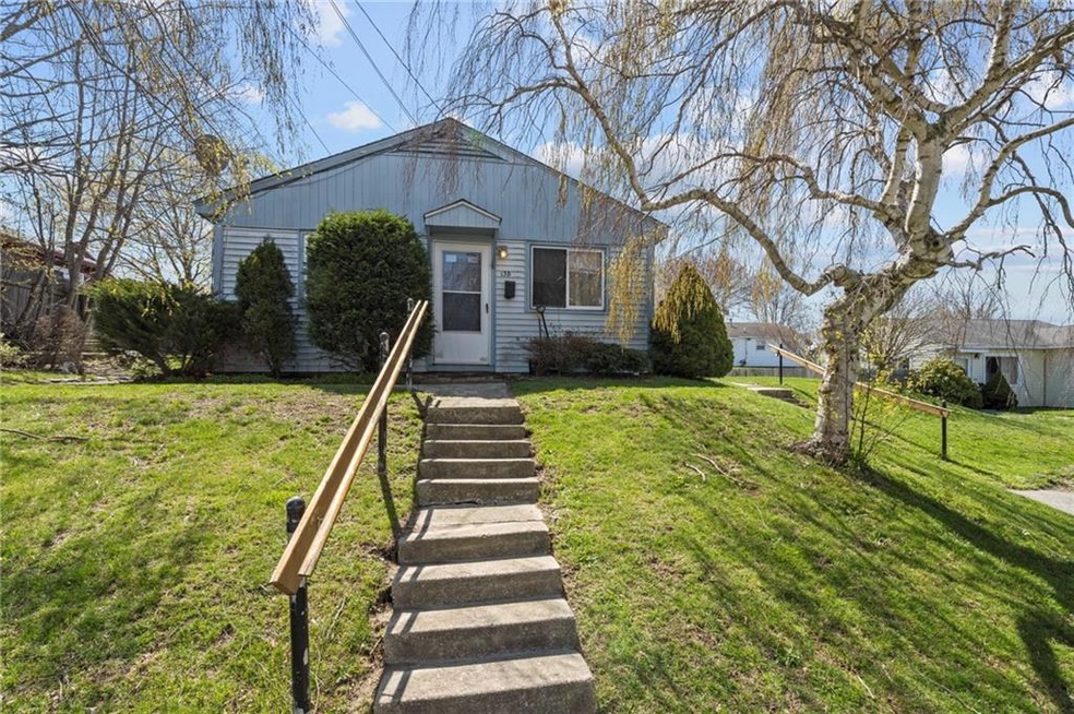 13 Ludlow Rd, Middletown, RI 02842 - photo 1