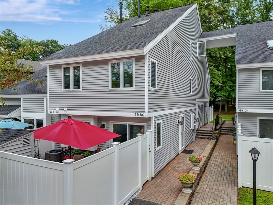 49 Meadow Pond Dr unit B, Leominster, MA 01453 - photo 1