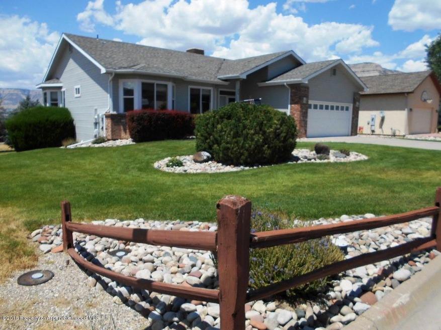 104 Green Mesa Place, Parachute, CO 81635 - photo 1
