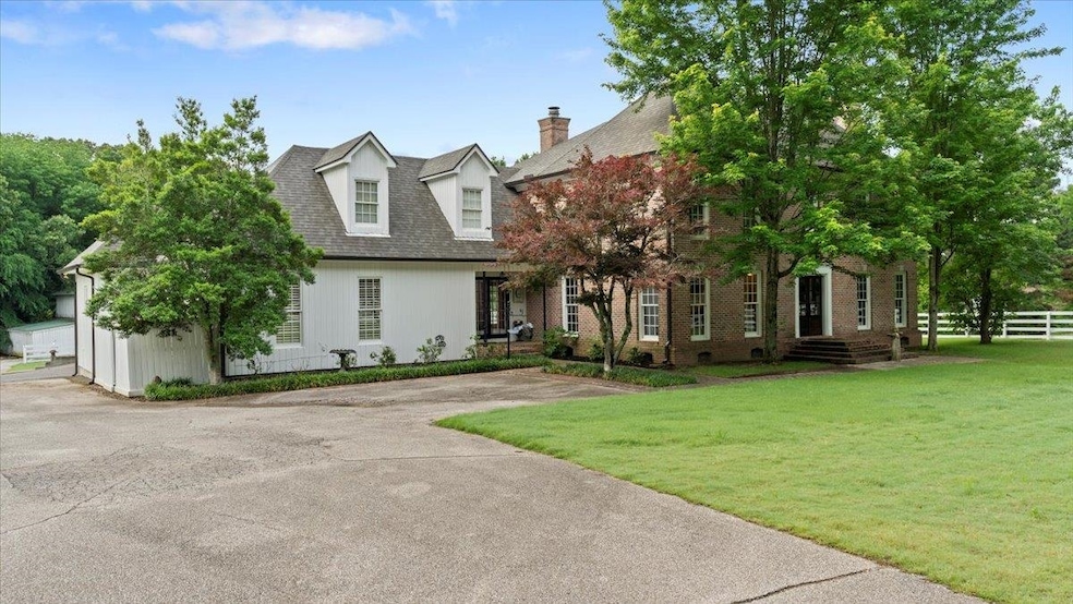 Sold $878,000