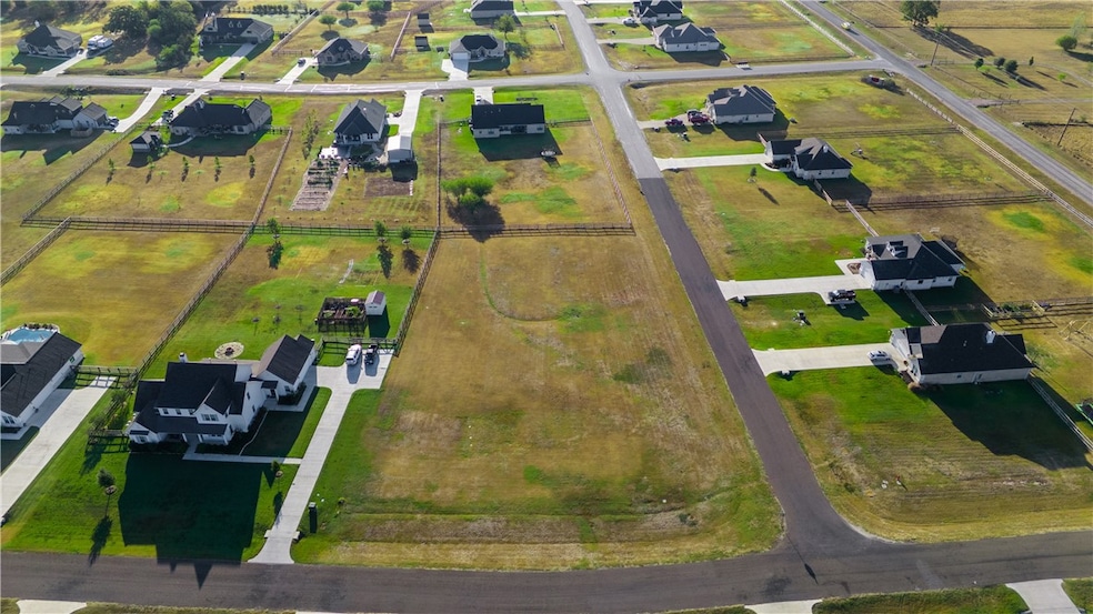 10300 Whiskey River Rd, Bryan, TX 77808 - photo 1