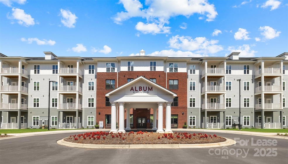 For Rent $2,368/month