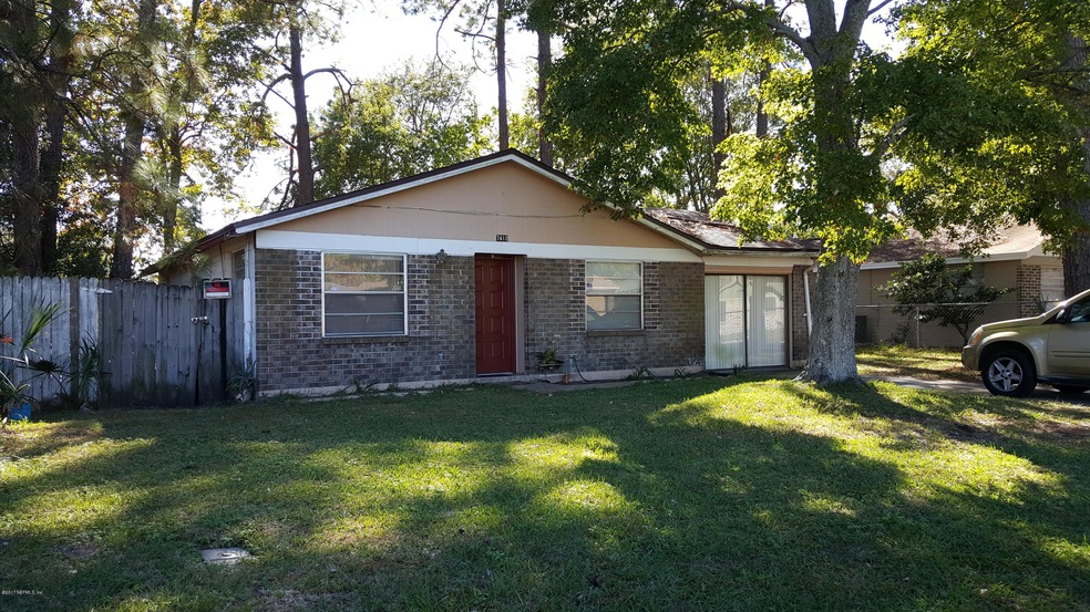 7410 La Ventura Dr S, Jacksonville, FL 32210 - photo 1