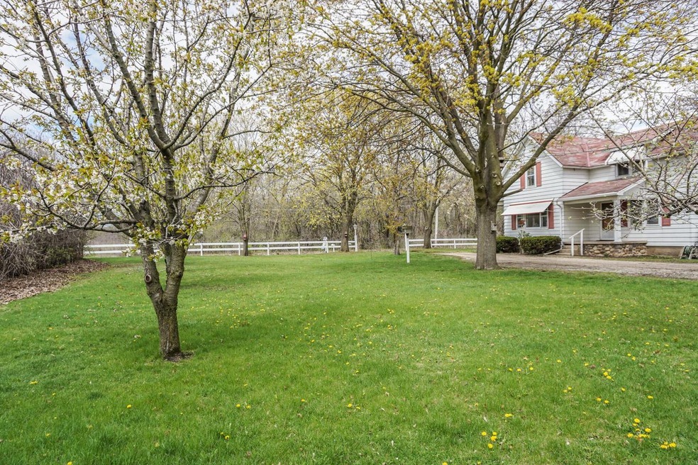 2051 Highland Ave, Waukesha, WI 53186 - photo 1