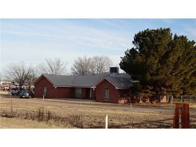 11564 N Loop Dr, Socorro, TX 79927 - photo 1