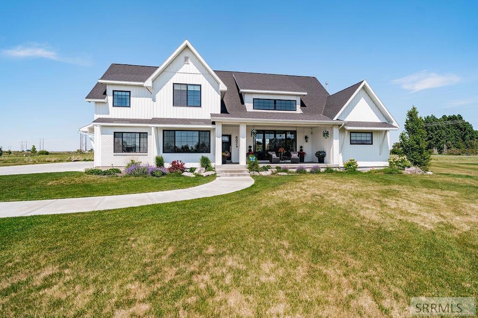 For Sale $875,000
