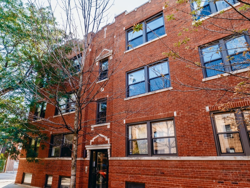 3329 W Schubert Ave unit 3, Chicago, IL 60647 - photo 1