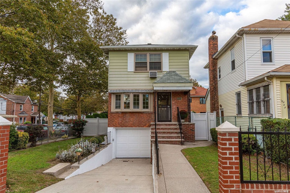 160-01 75th Ave, Flushing, NY 11366 - photo 1