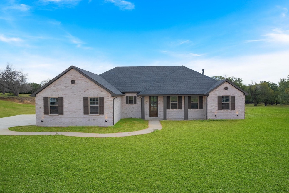417 Caprock St, Azle, TX 76020 - photo 1