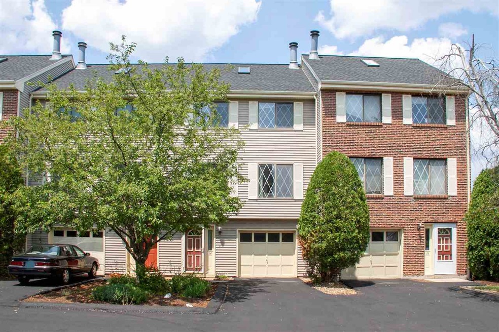 14 Rollins Ct, MerriMacK, NH 03054 - photo 1