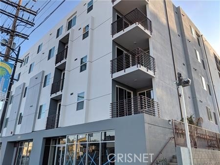 7343 Reseda Blvd unit 104, Los Angeles, CA 91335 - photo 1