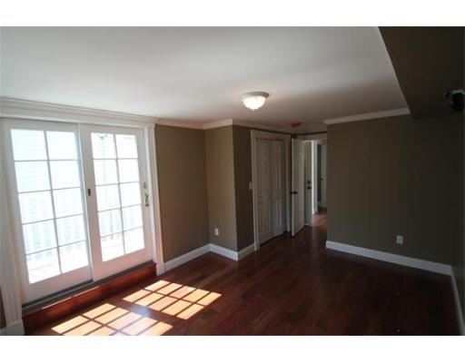 234 Washington St unit 2, Marblehead, MA 01945 - photo 1