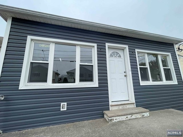 14 Hamilton Ave unit 2, Lodi, NJ 07644 - photo 1