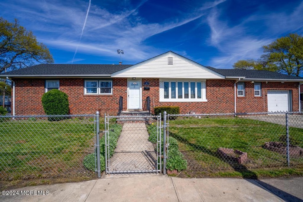 148 Drummond Avenue