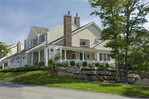 10 Heron Cir, Gloucester, MA 01930 - photo 1