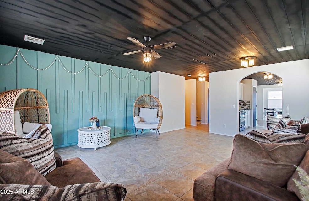 Living Room 4