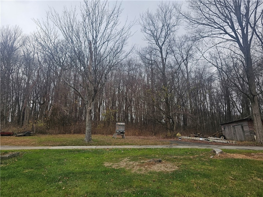 203 Snyder St, Donegal, PA 15628 - photo 1