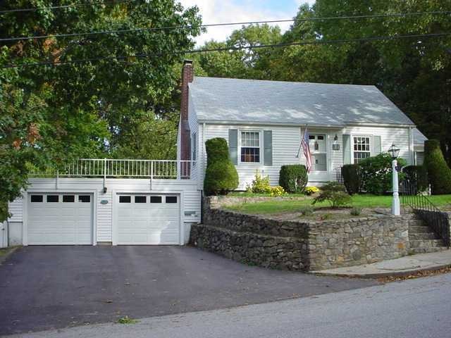 31 Campbell St, West Warwick, RI 02893 - photo 1