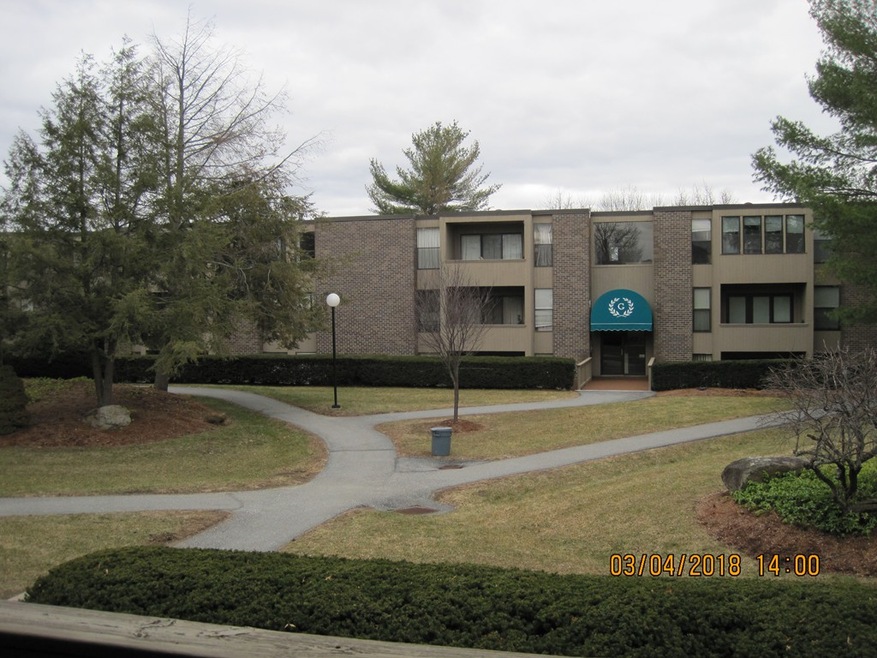 52 Shrewsbury Green Dr unit G, Shrewsbury, MA 01545 - photo 1