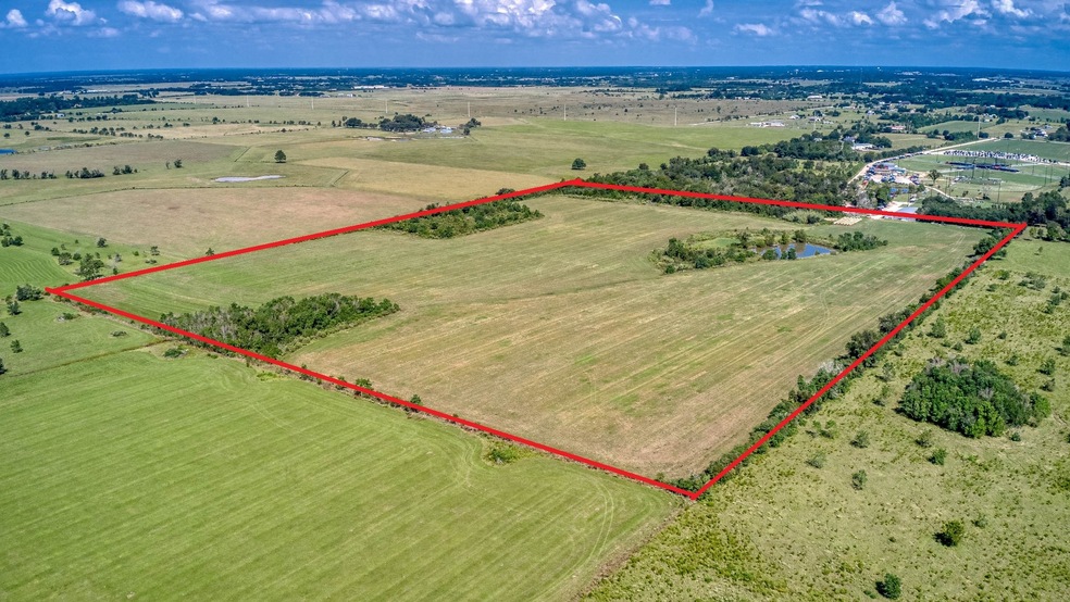 33753 Betka Rd, Waller, TX 77484 - photo 1