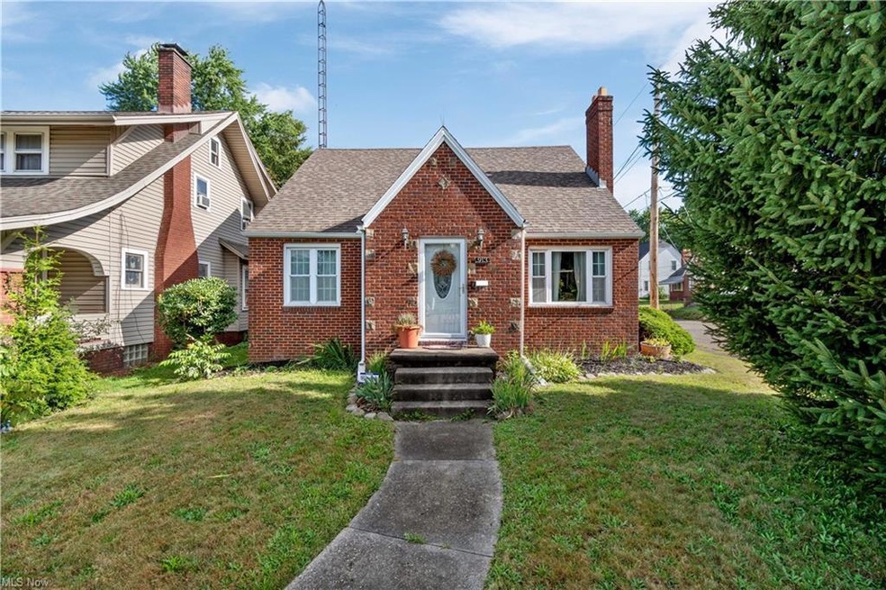 913 19th St NE, Canton, OH 44714 - photo 1