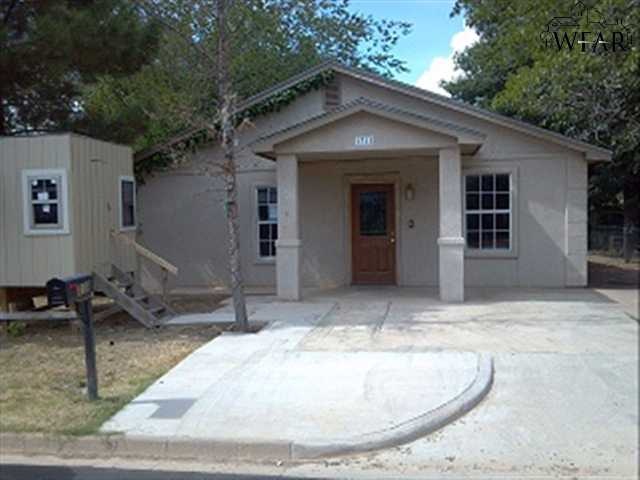 1318 34th St, Wichita Falls, TX 76302 - photo 1