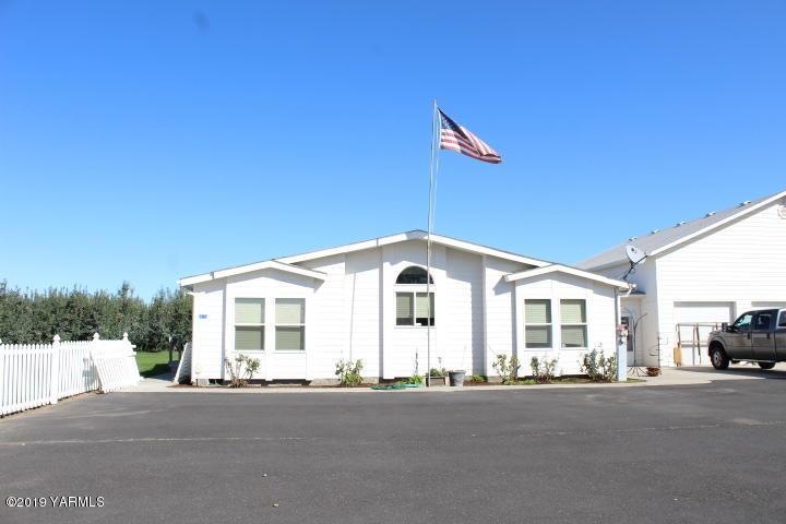 875 Division Picture