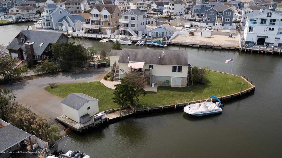 270 Evergreen Dr, Berkeley Township, NJ 08721 - photo 1