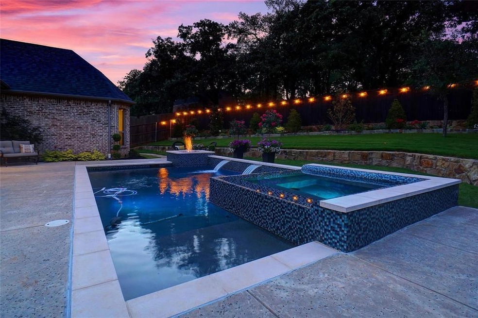 8921 Myranda Ct, North Richland Hills, TX 76182 - photo 1