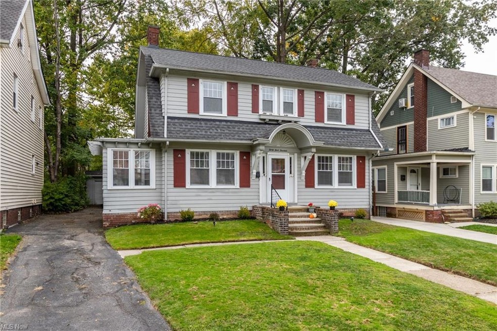 3314 Beechwood Ave, Cleveland, OH 44118 - photo 1