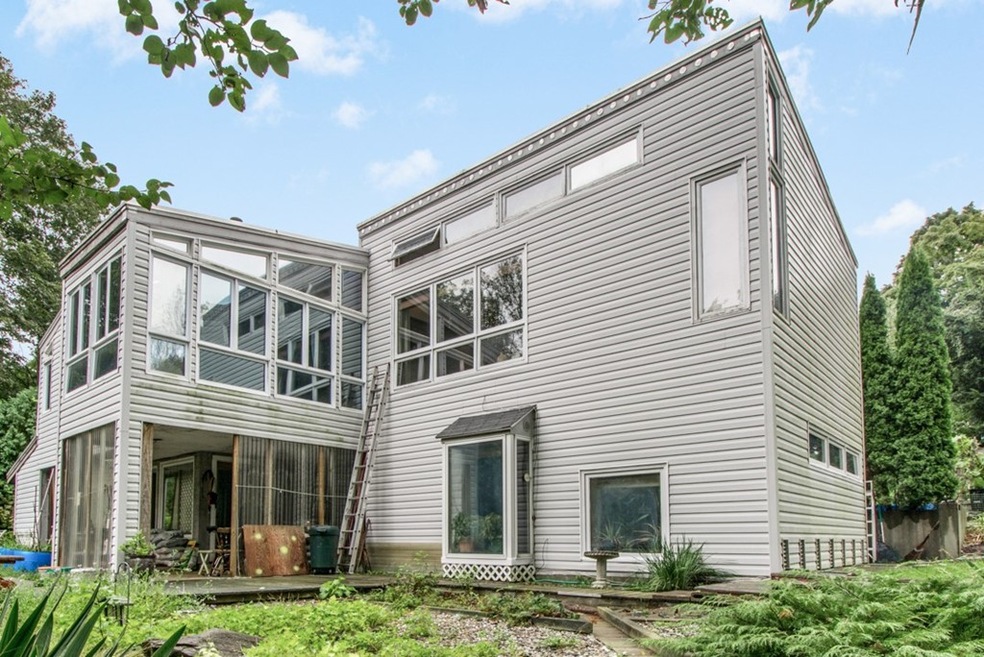 5 Munson St, Hudson, MA 01749 - photo 1