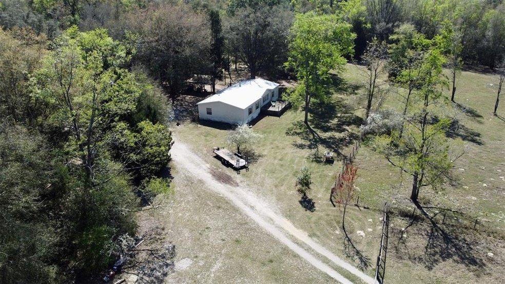 3764 SW Wilson Springs Rd, Fort White, FL 32038 - photo 1