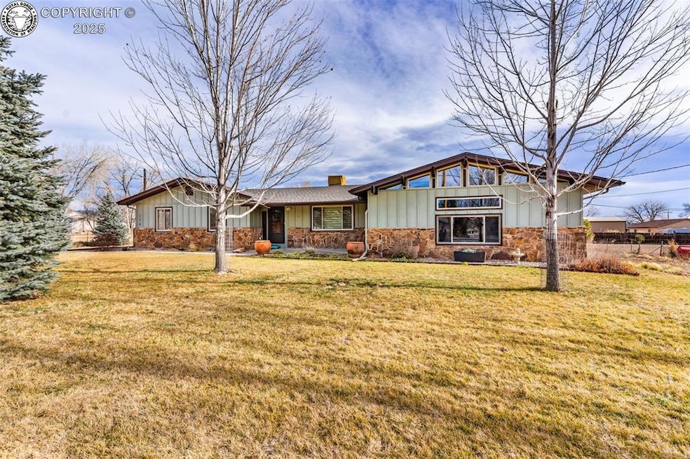 170 Rhodes Ave, Canon City, CO 81212 - photo 1