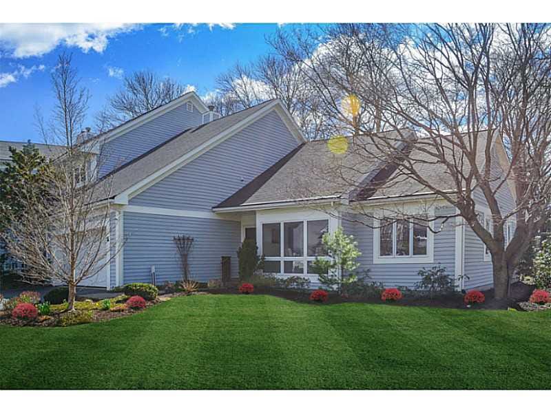 37 Bagy Wrinkle Cove unit 37, Warren, RI 02885 - photo 1