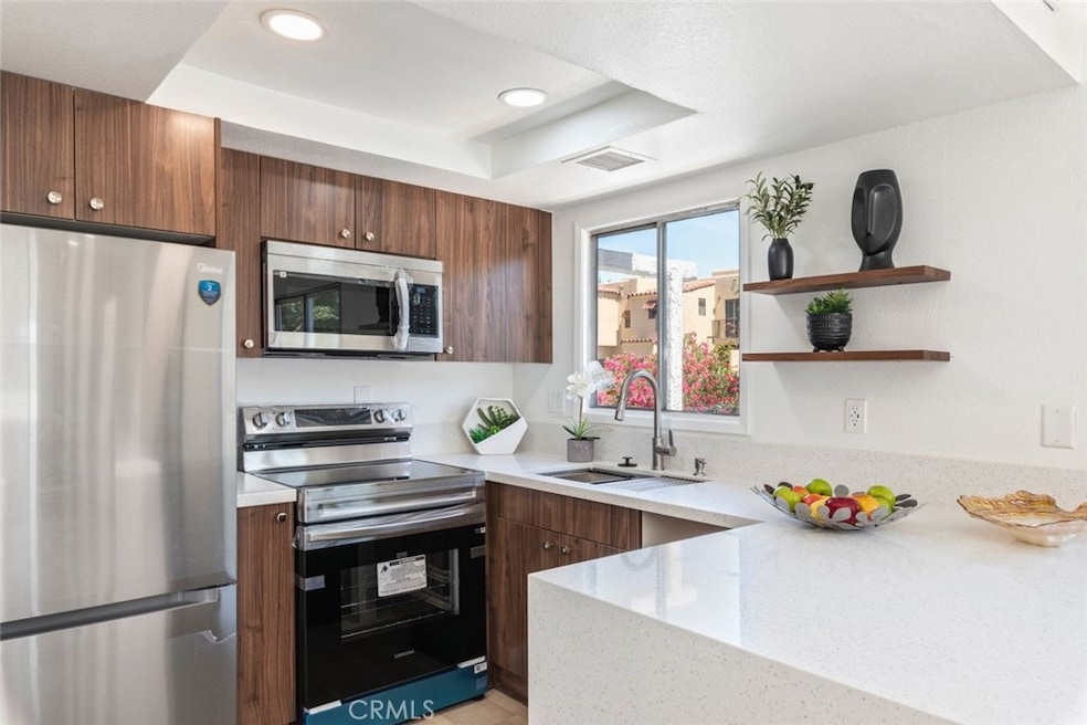 280 S Avenida Caballeros unit 271, Palm Springs, CA 92262 - photo 1