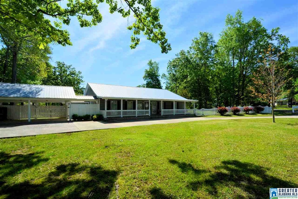 Beautiful 1 level, move-in ready lake home