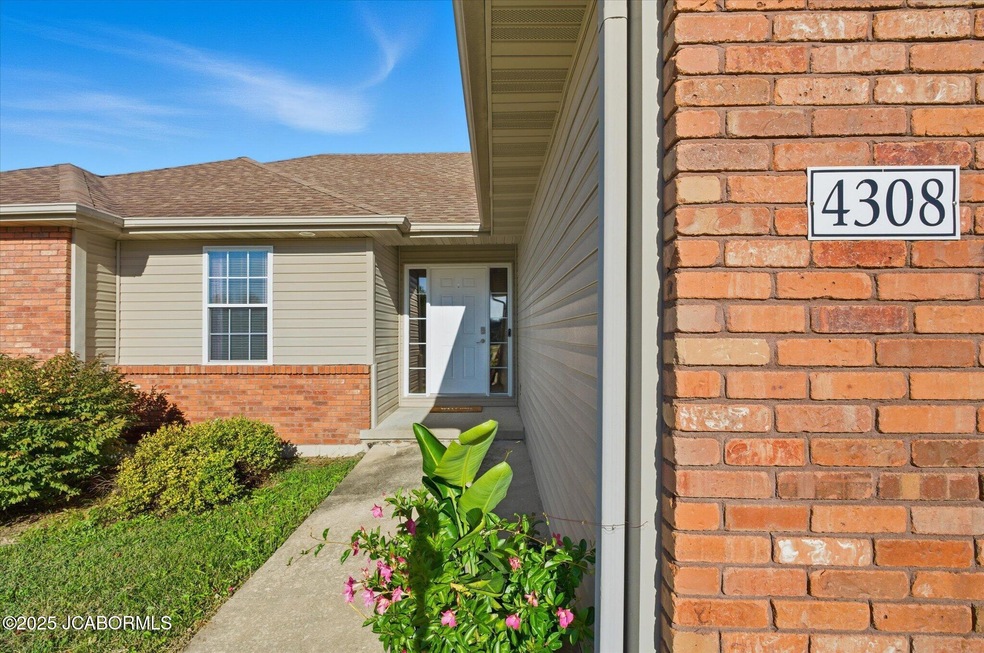 4308 Brunswick Dr, Columbia, MO 65202 - photo 1
