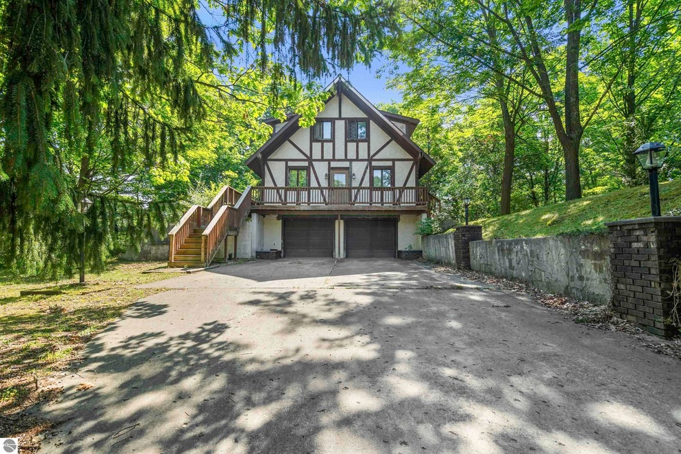 Under Contract $199,000