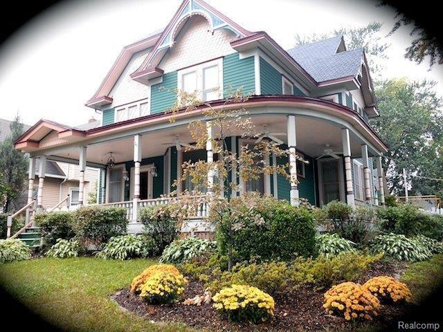 MAIN EXTERIOR.jpg
