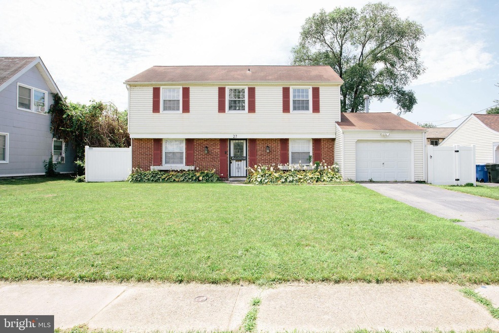 27 Bendix Ln, Willingboro, NJ 08046 - photo 1