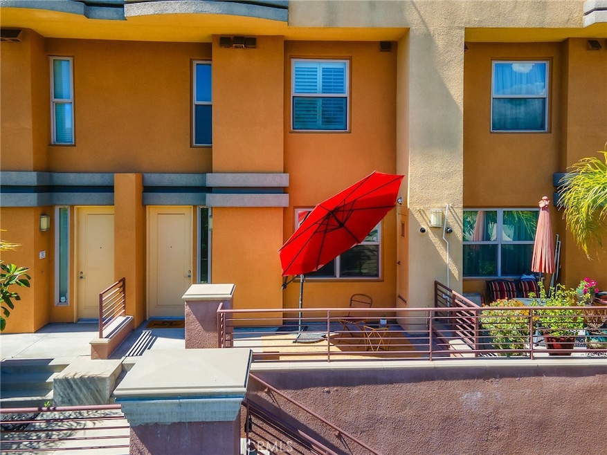 Sold $920,000