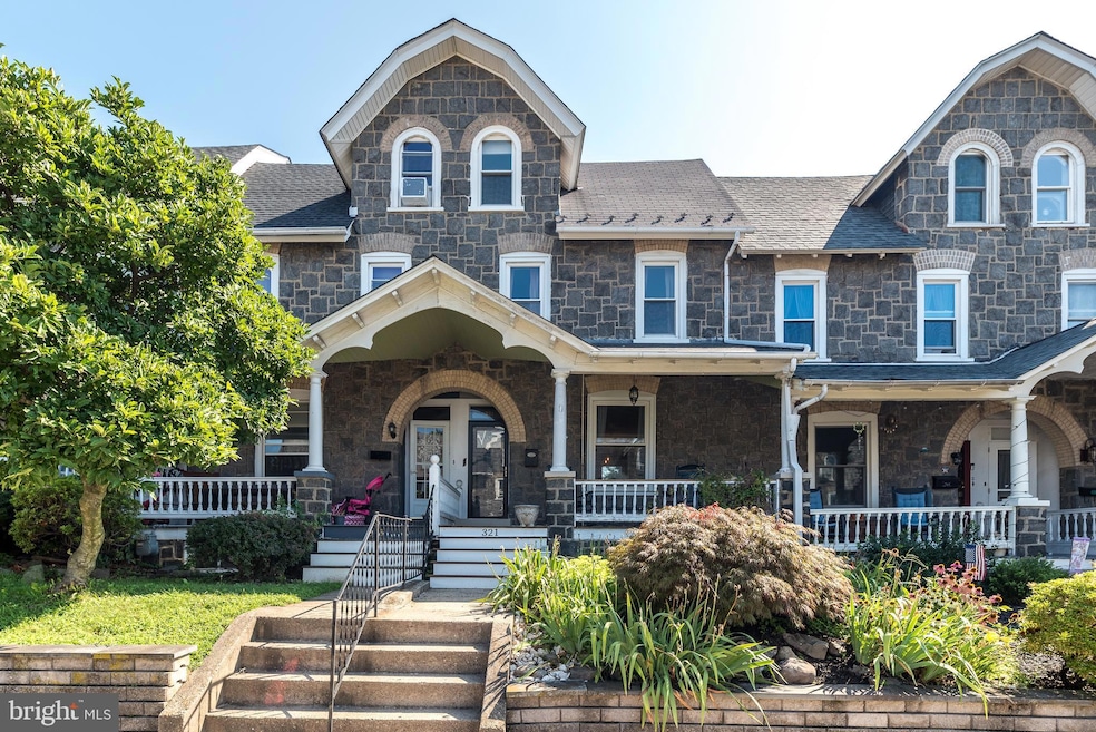 321 Race St, Perkasie, PA 18944 - photo 1