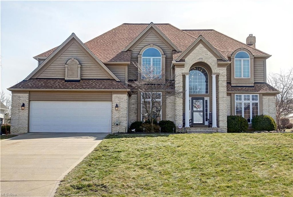 1847 Cedarhurst Dr, Wickliffe, OH 44092 - photo 1