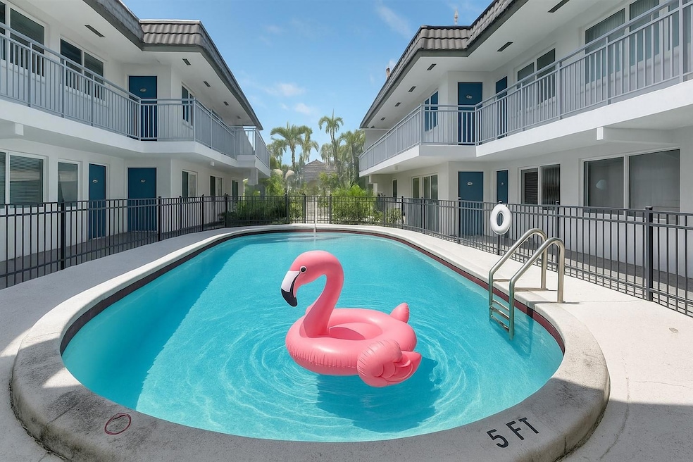 1010 SE 15th St unit 112, Fort Lauderdale, FL 33316 - photo 1