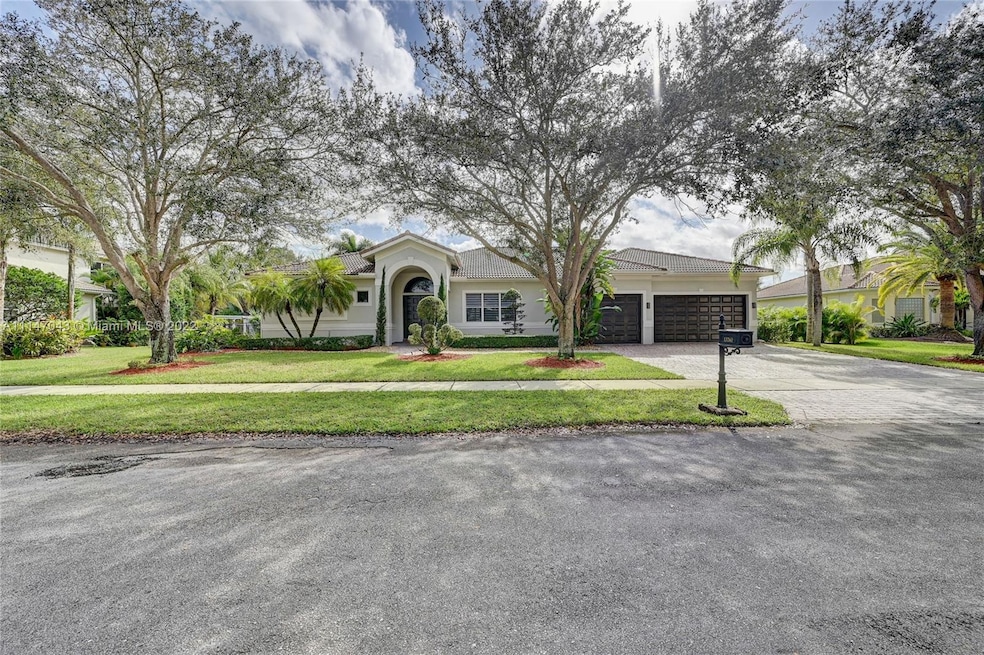 13260 SW 43rd St, Davie, FL 33330 - photo 1